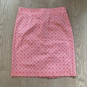 Jessica peach, patterned skirt
